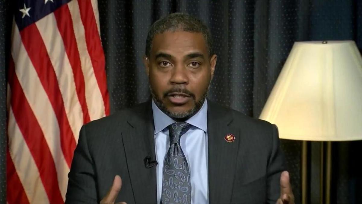 Congressman Steven Horsford calls on Ricky Perry to resign